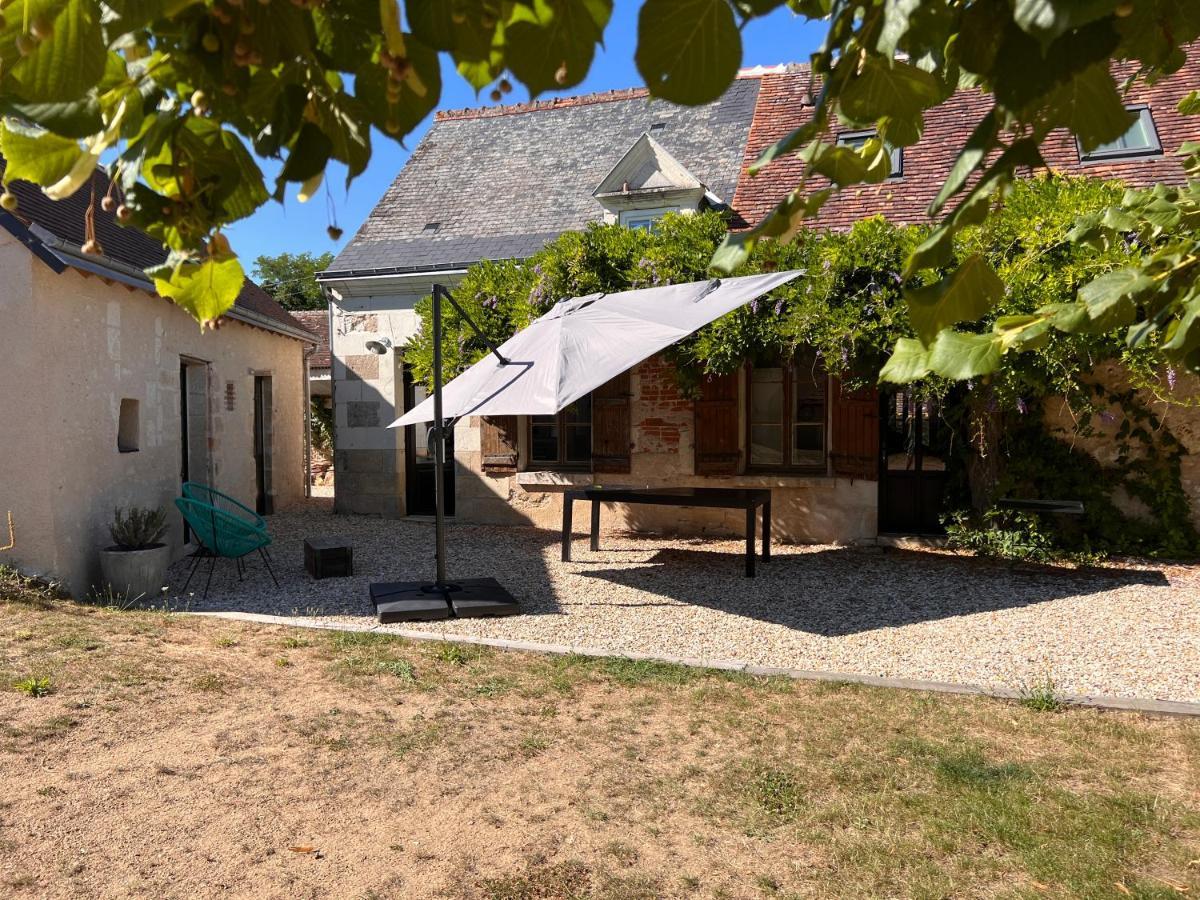 Villa La Maison De Frederic Francueil Exterior foto